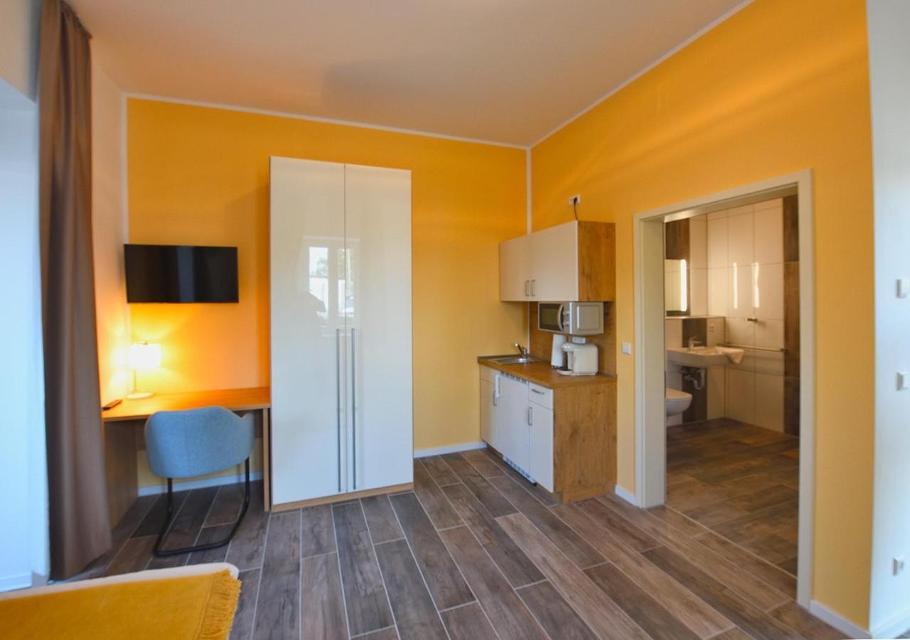 Boardinghouse Am Welzbach Lägenhet Gau-Algesheim Exteriör bild